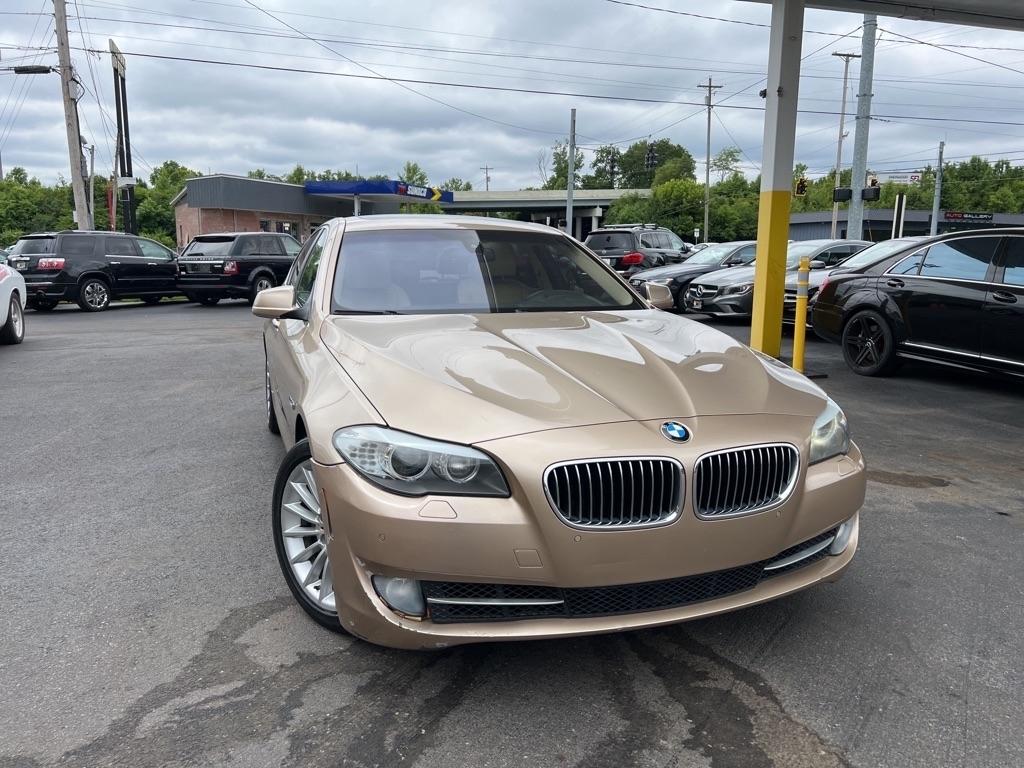 BMW 5-Series 535i 2012