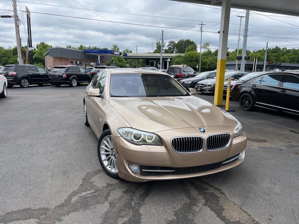 BMW 5-Series 535i 2012
