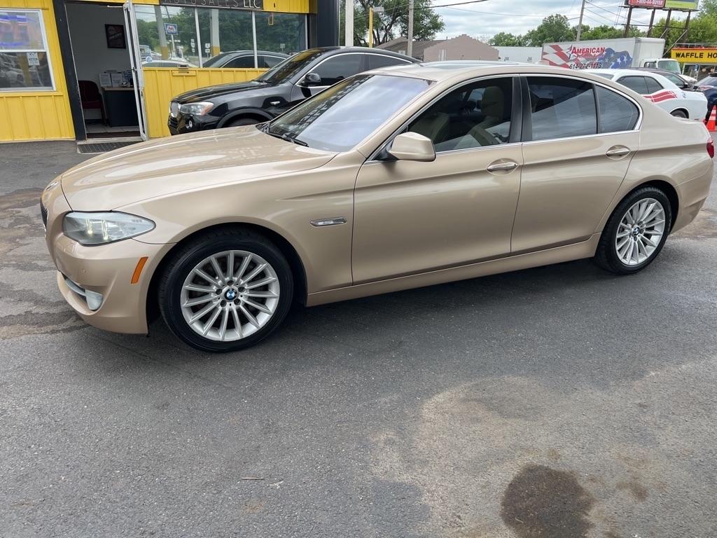 BMW 5-Series 535i 2012