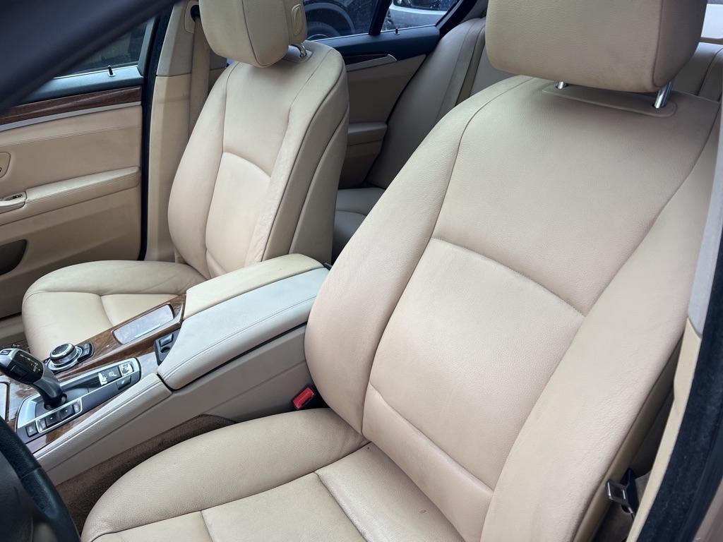 BMW 5-Series 535i 2012