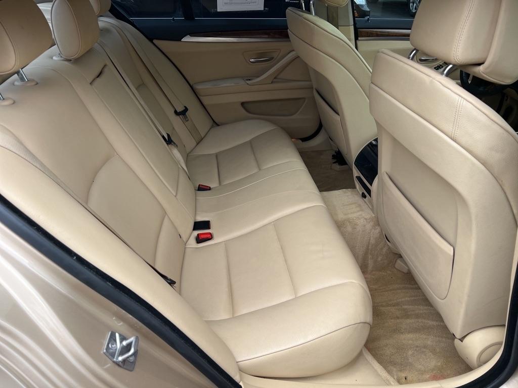 BMW 5-Series 535i 2012