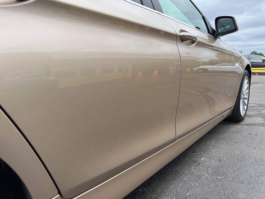 BMW 5-Series 535i 2012