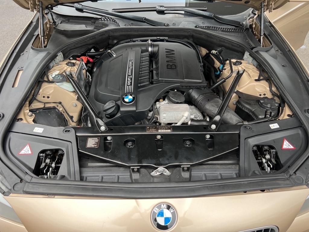 BMW 5-Series 535i 2012