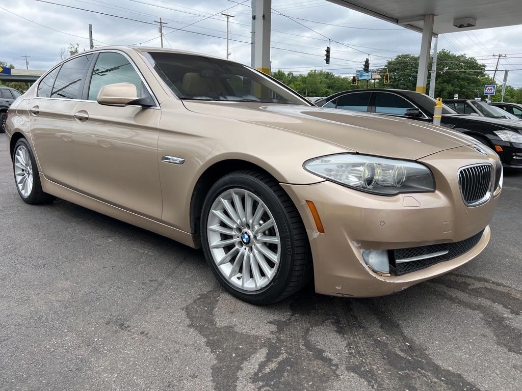 BMW 5-Series 535i 2012