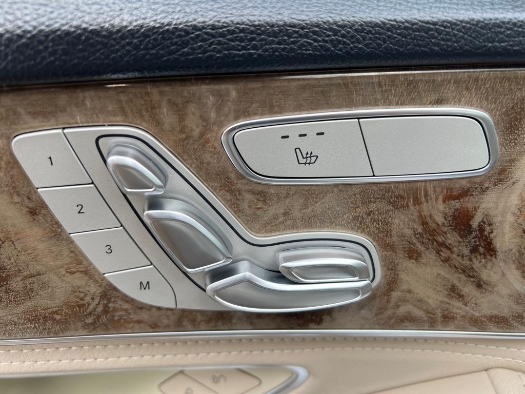 Mercedes-Benz C-Class C300 4MATIC Sedan 2015