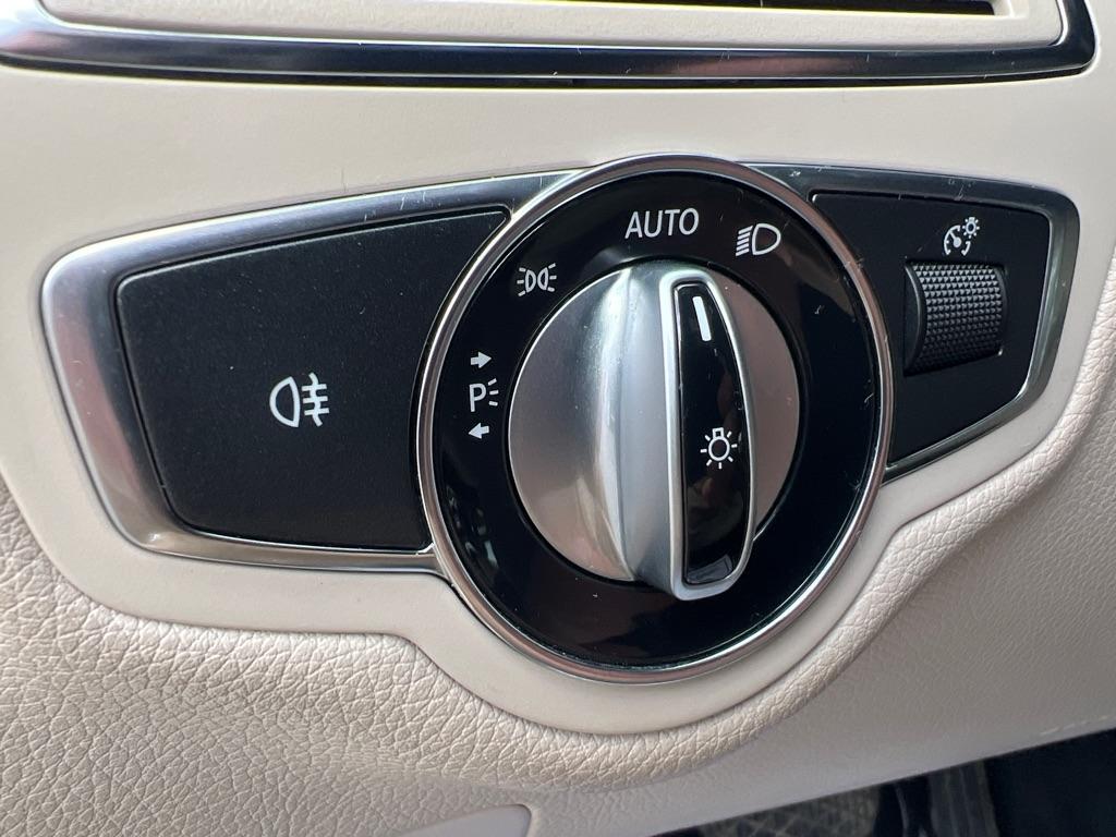 Mercedes-Benz C-Class C300 4MATIC Sedan 2015