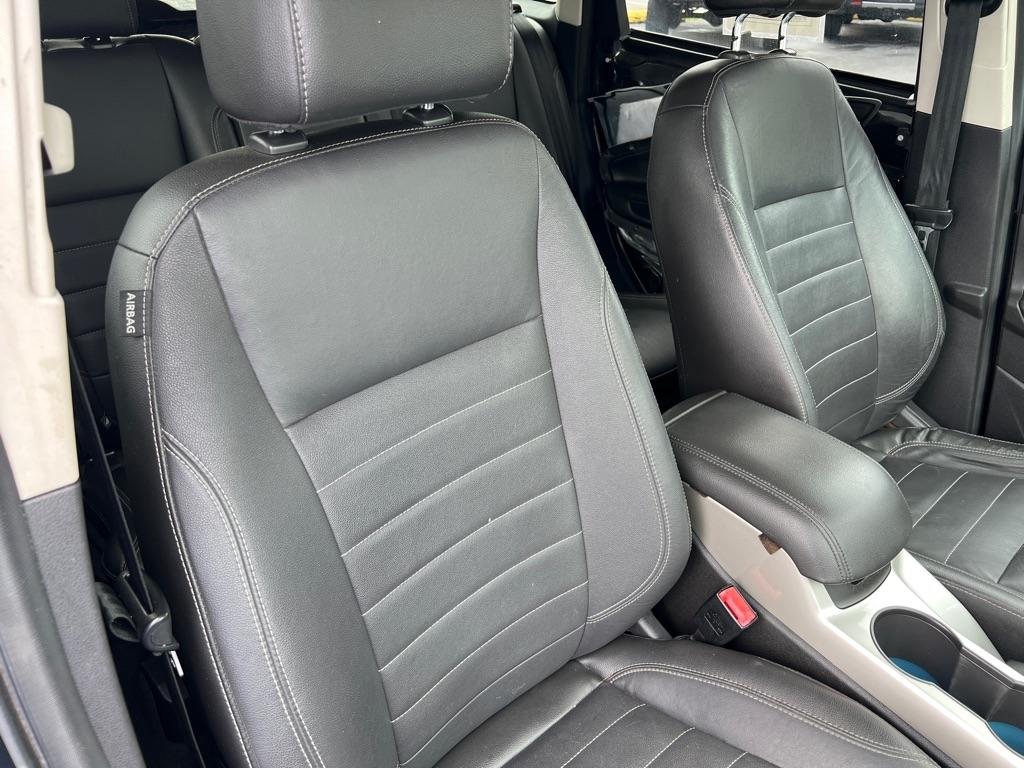 Ford Escape SEL FWD 2013
