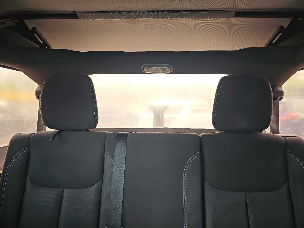 Jeep Wrangler Unlimited Rubicon 4WD 2014