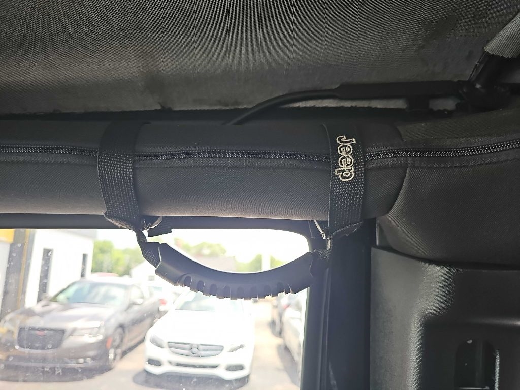 Jeep Wrangler Unlimited Rubicon 4WD 2014