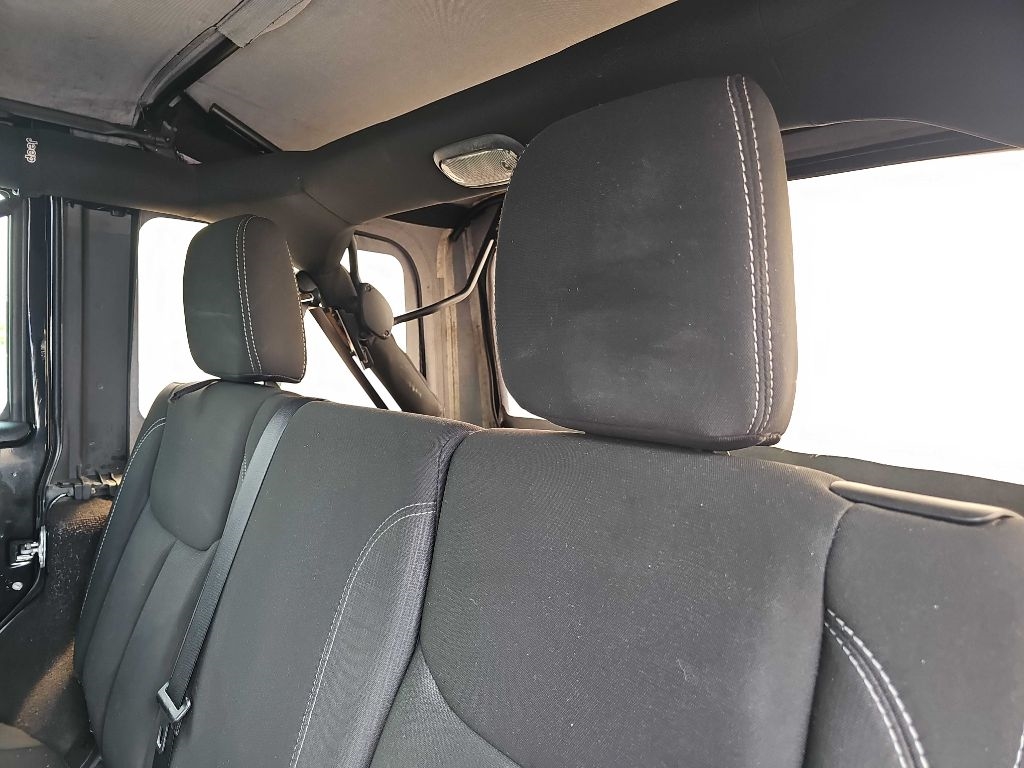 Jeep Wrangler Unlimited Rubicon 4WD 2014