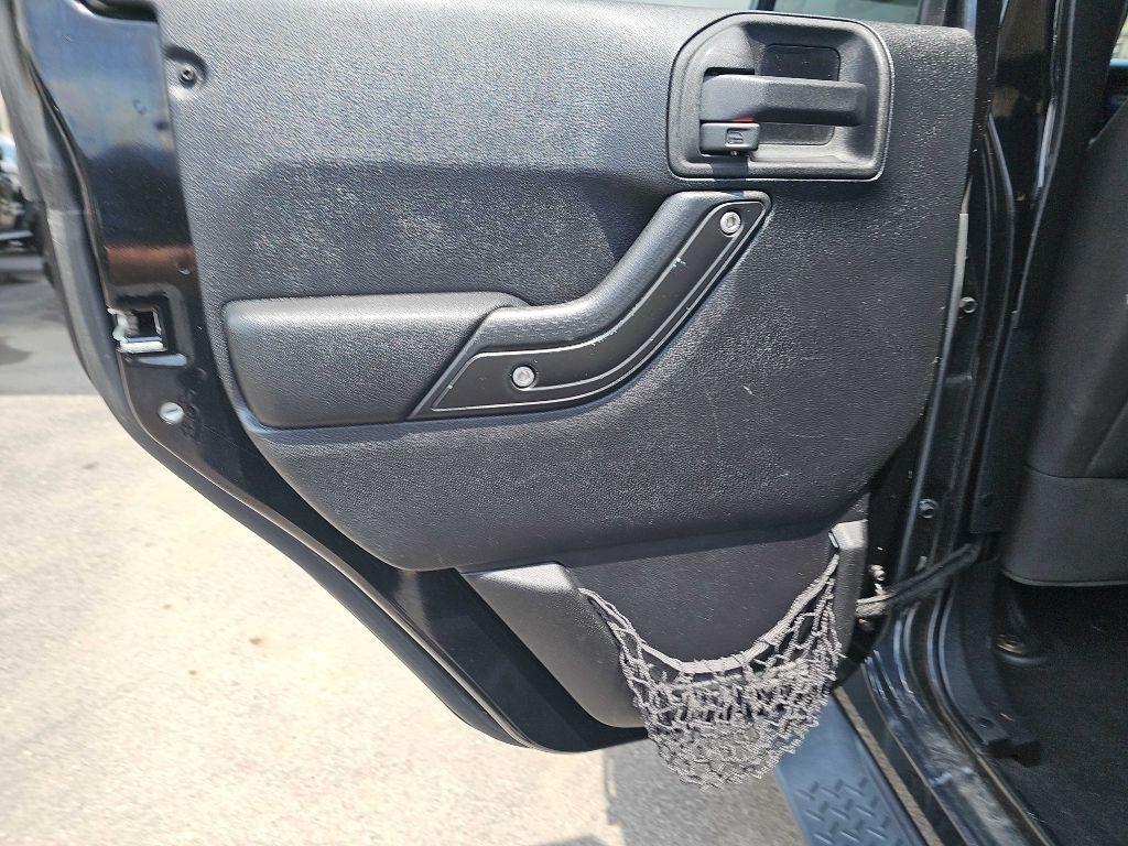 Jeep Wrangler Unlimited Rubicon 4WD 2014