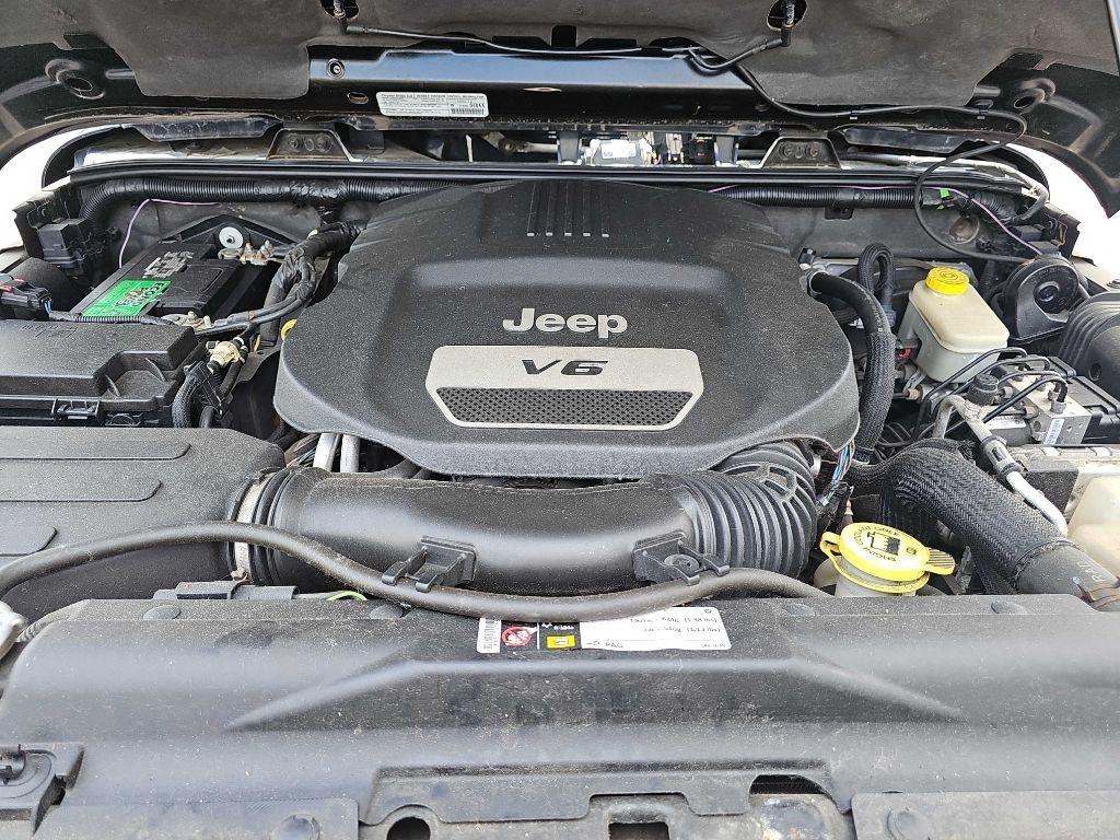 Jeep Wrangler Unlimited Rubicon 4WD 2014