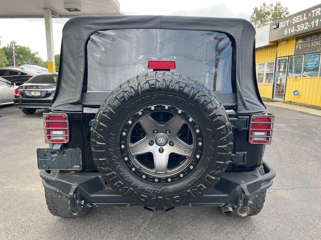 Jeep Wrangler Unlimited Sport 4WD 2011