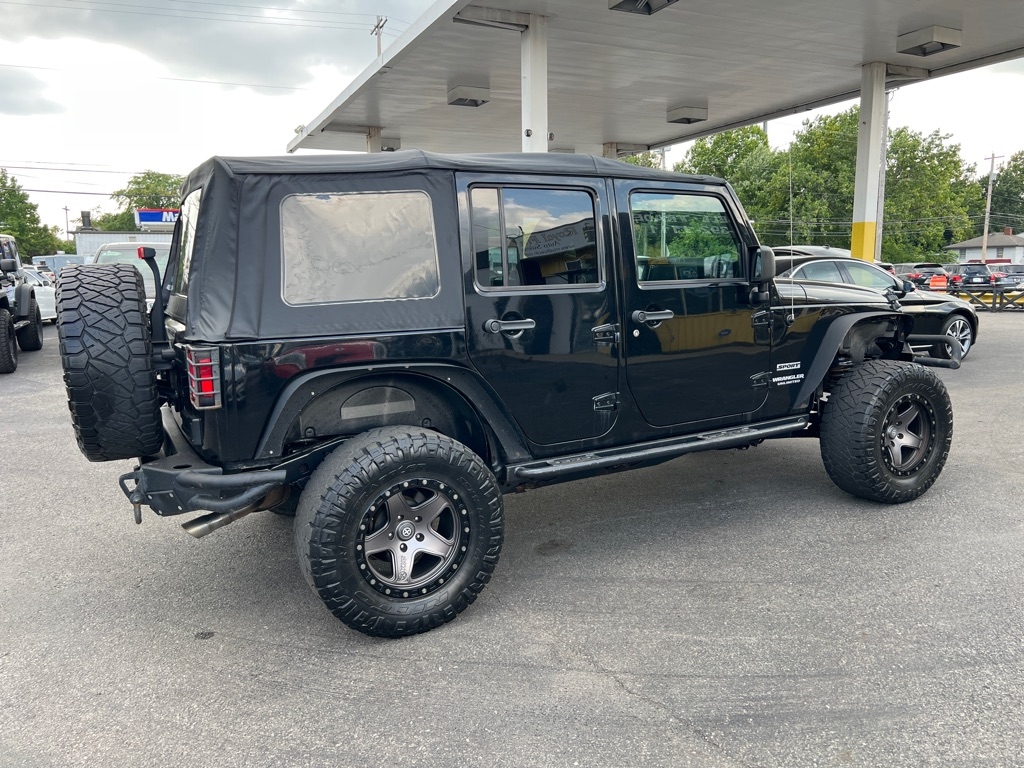 Jeep Wrangler Unlimited Sport 4WD 2011
