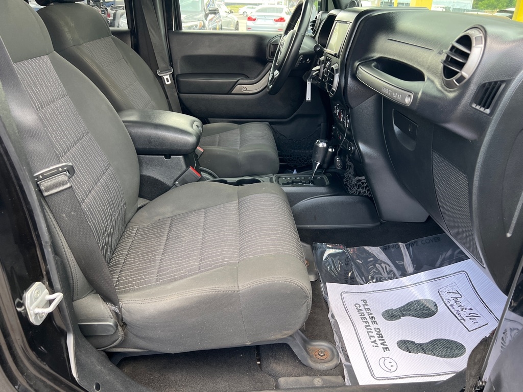 Jeep Wrangler Unlimited Sport 4WD 2011