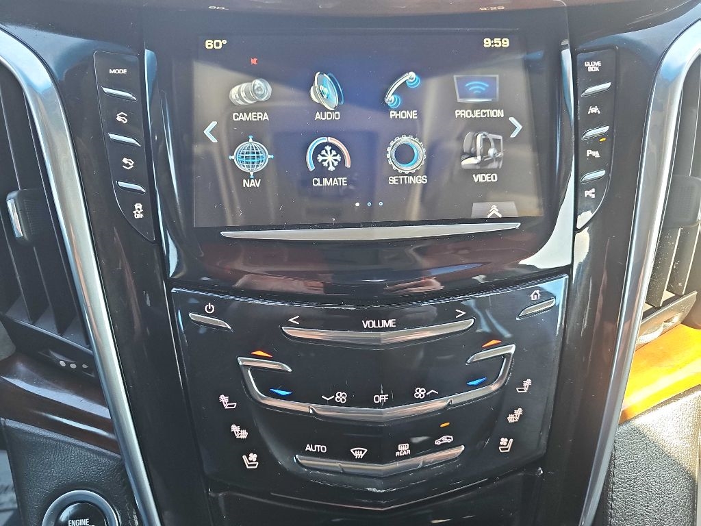 Cadillac Escalade ESV Luxury 4WD 2017