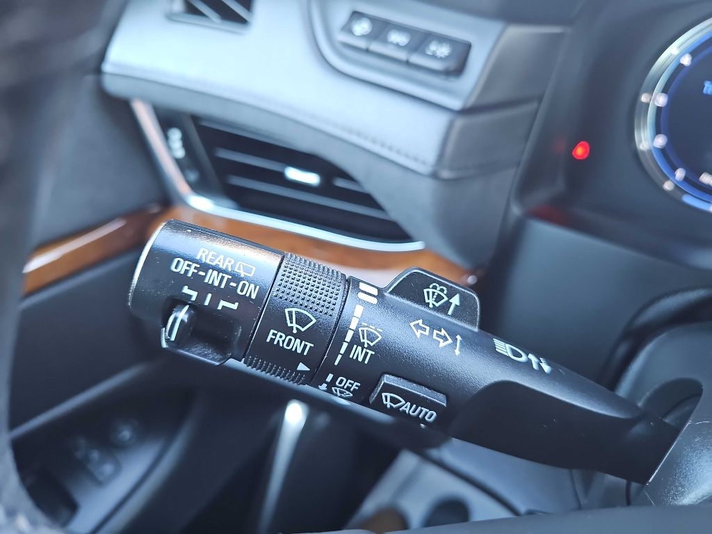 Cadillac Escalade ESV Luxury 4WD 2017