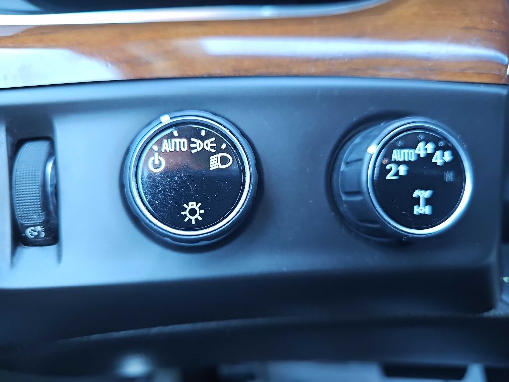 Cadillac Escalade ESV Luxury 4WD 2017