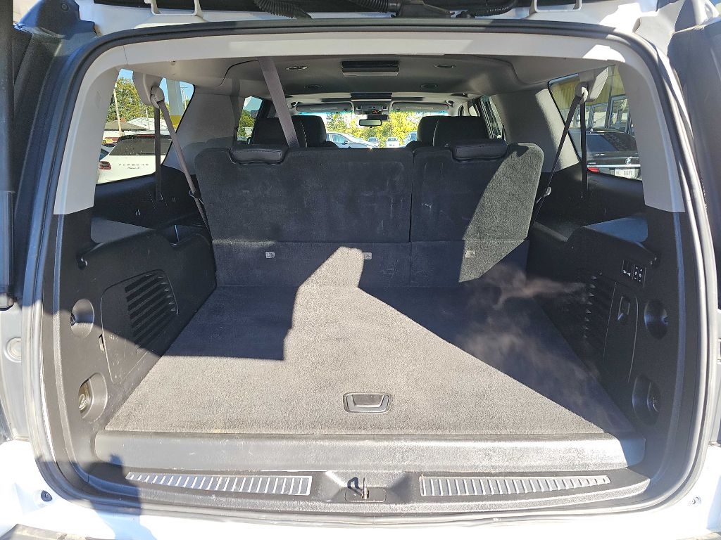 Cadillac Escalade ESV Luxury 4WD 2017