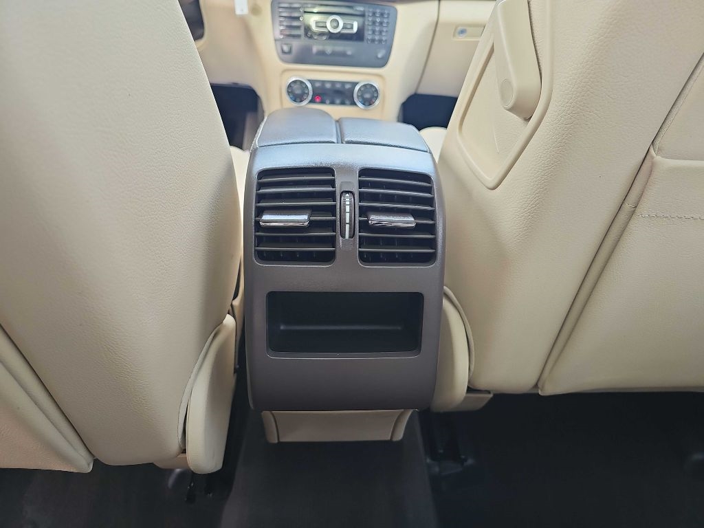 Mercedes-Benz GLK-Class GLK350 2015