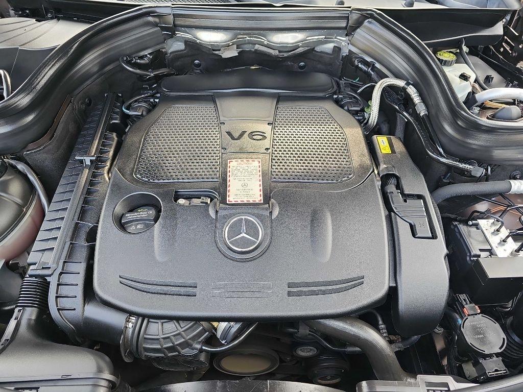 Mercedes-Benz GLK-Class GLK350 2015