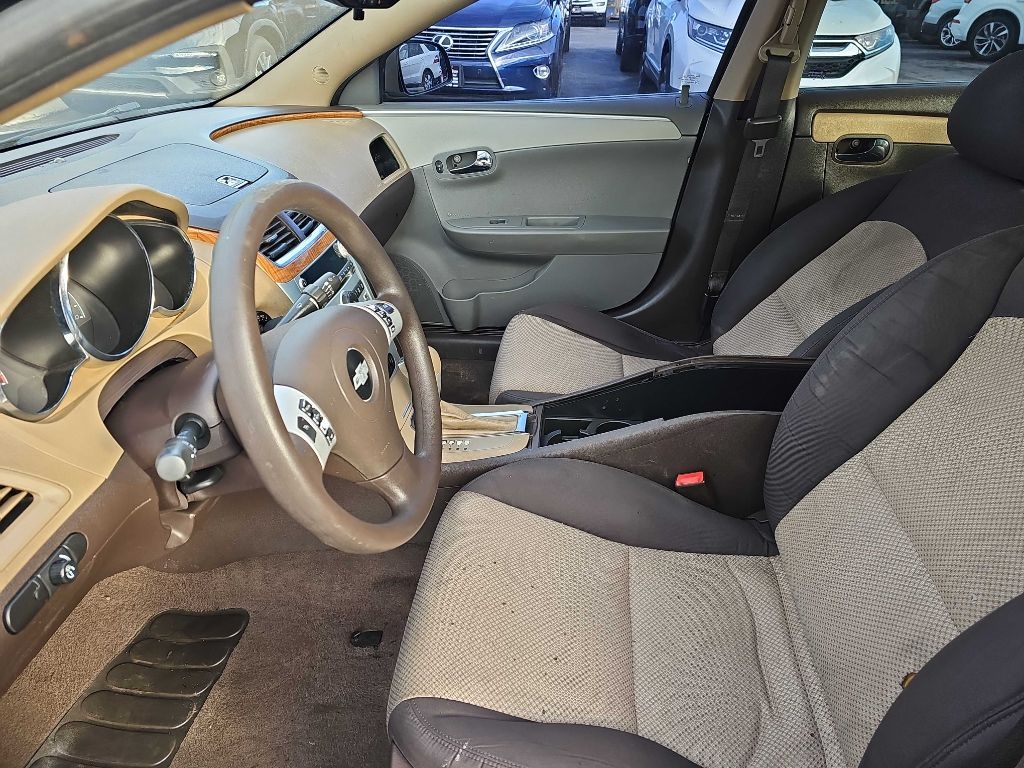 Chevrolet Malibu 1LT 2012