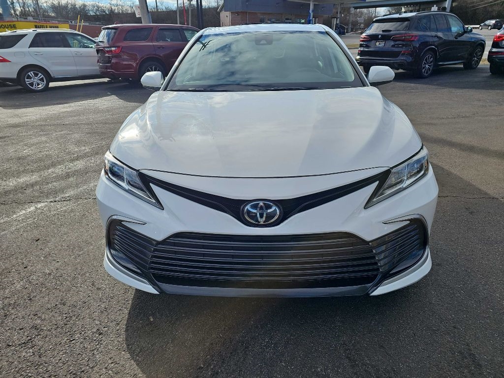 Toyota Camry LE 2021