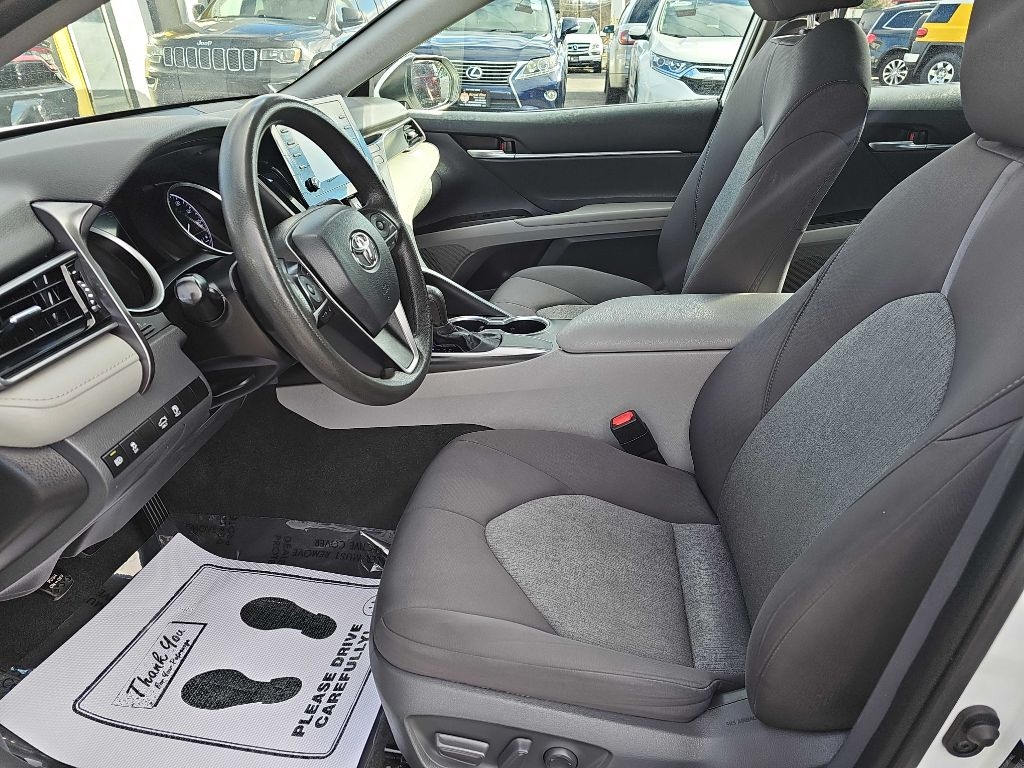 Toyota Camry LE 2021