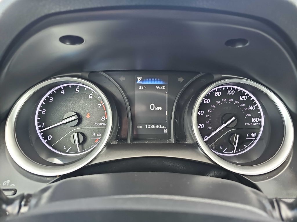 Toyota Camry LE 2021