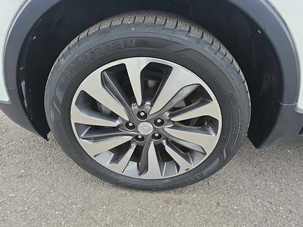 Buick Encore Essence FWD 2018