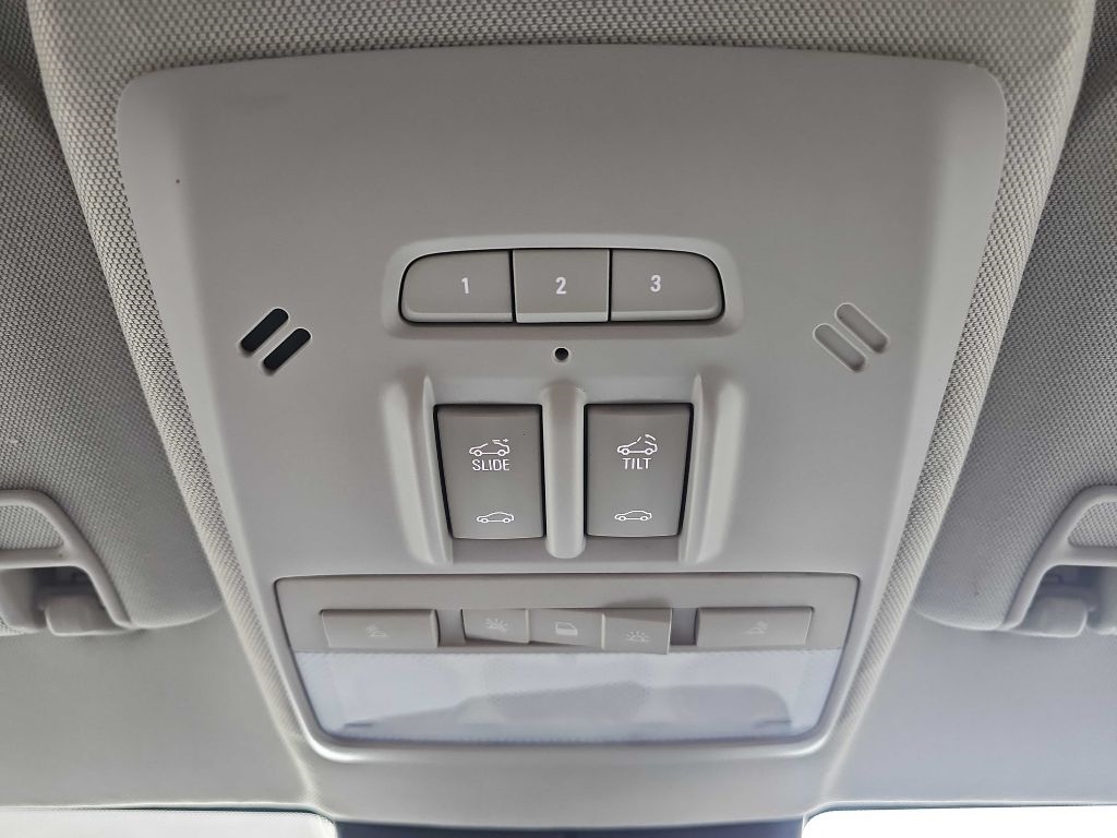 Buick Encore Essence FWD 2018