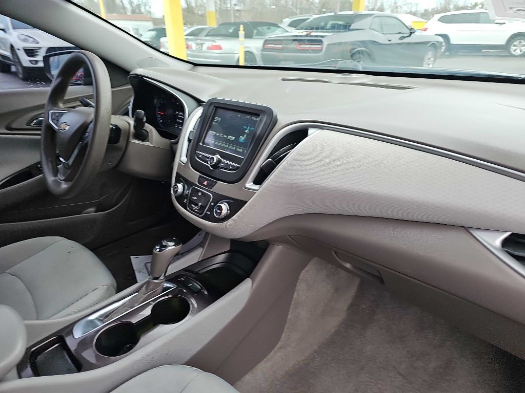 Chevrolet Malibu 1FL 2017