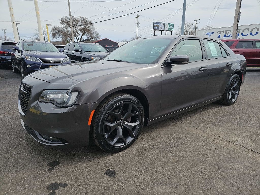 Chrysler 300 S V6 RWD 2021