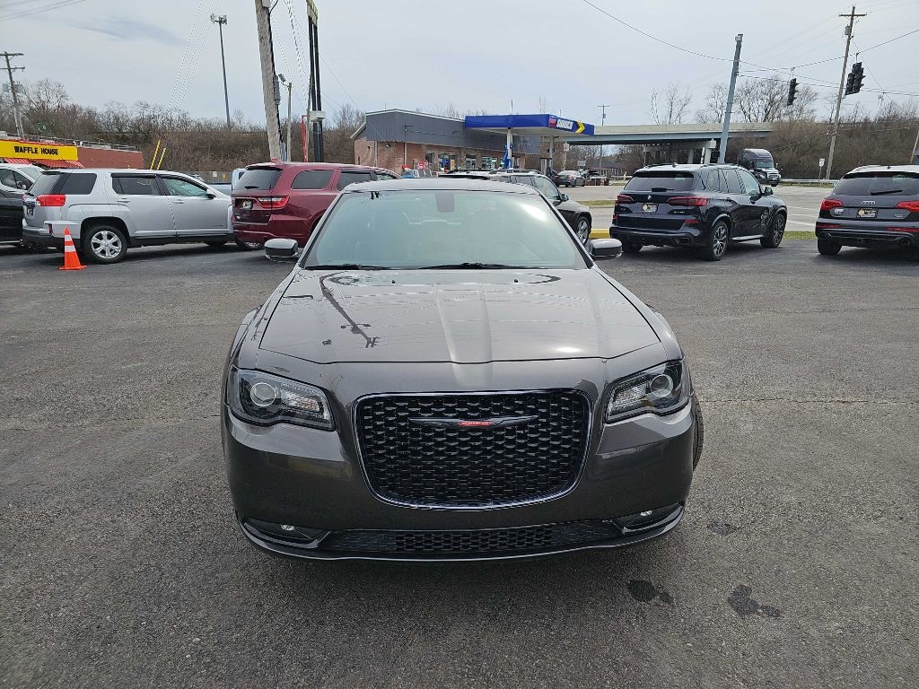 Chrysler 300 S V6 RWD 2021