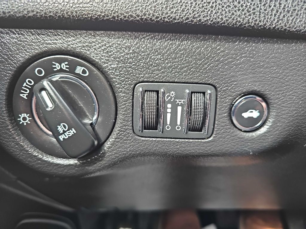 Chrysler 300 S V6 RWD 2021