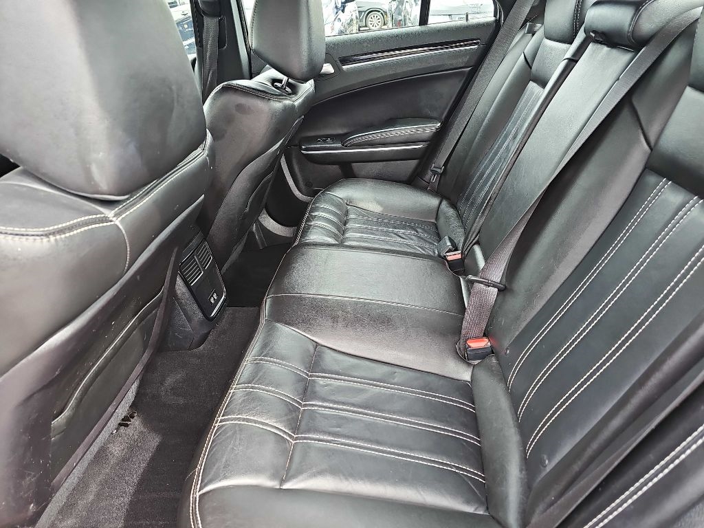 Chrysler 300 S V6 RWD 2021