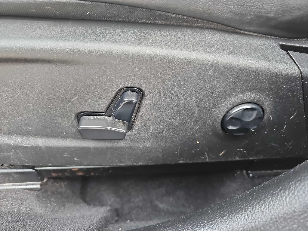 Chrysler 300 S V6 RWD 2021