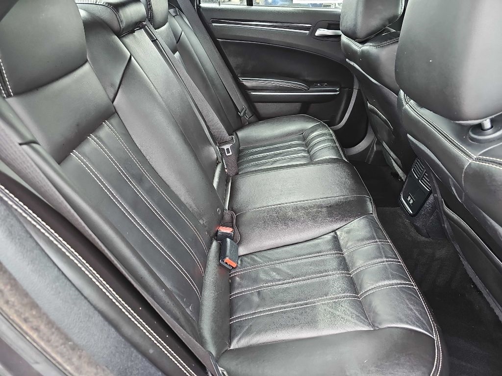 Chrysler 300 S V6 RWD 2021