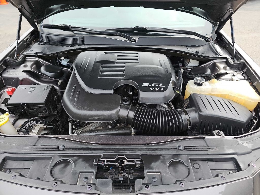 Chrysler 300 S V6 RWD 2021