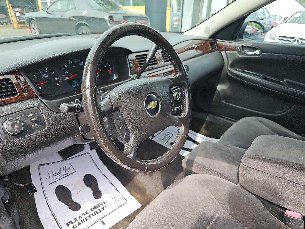 Chevrolet Impala LS 2012