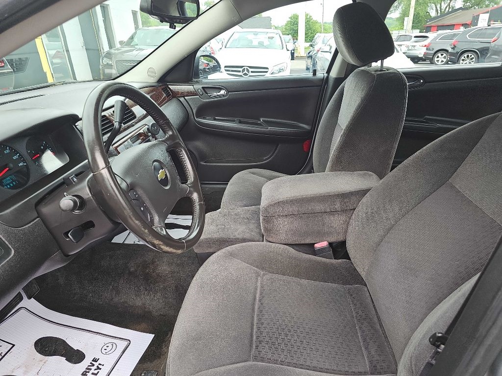 Chevrolet Impala LS 2012