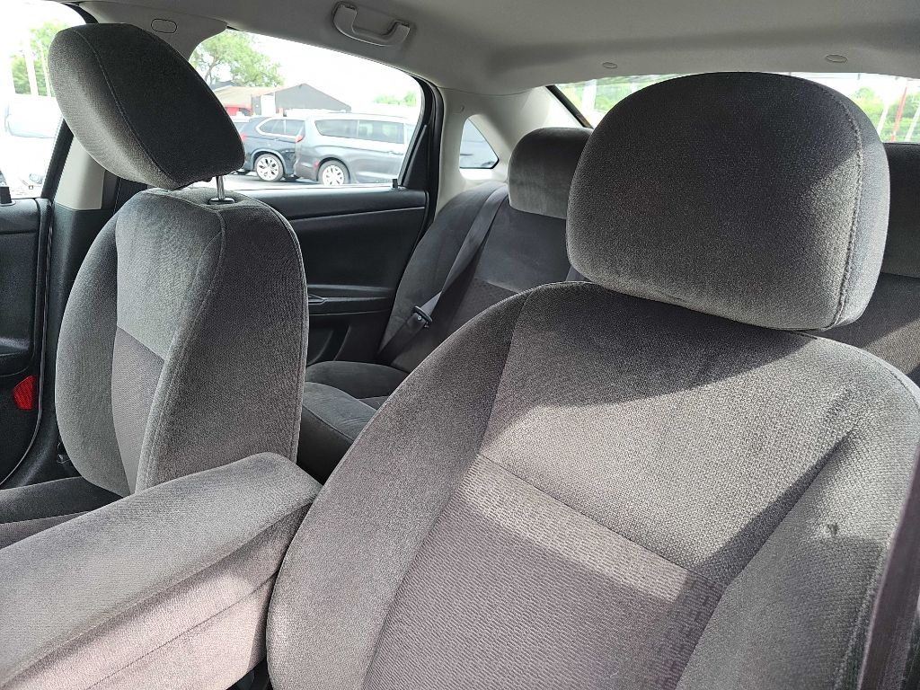 Chevrolet Impala LS 2012