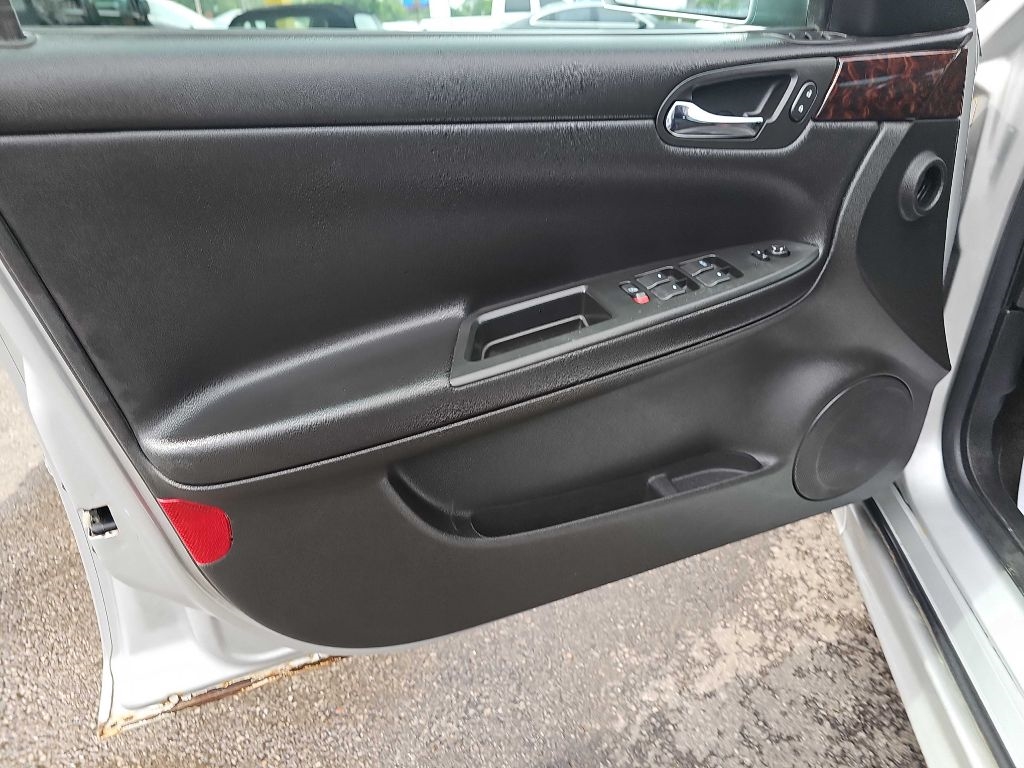 Chevrolet Impala LS 2012