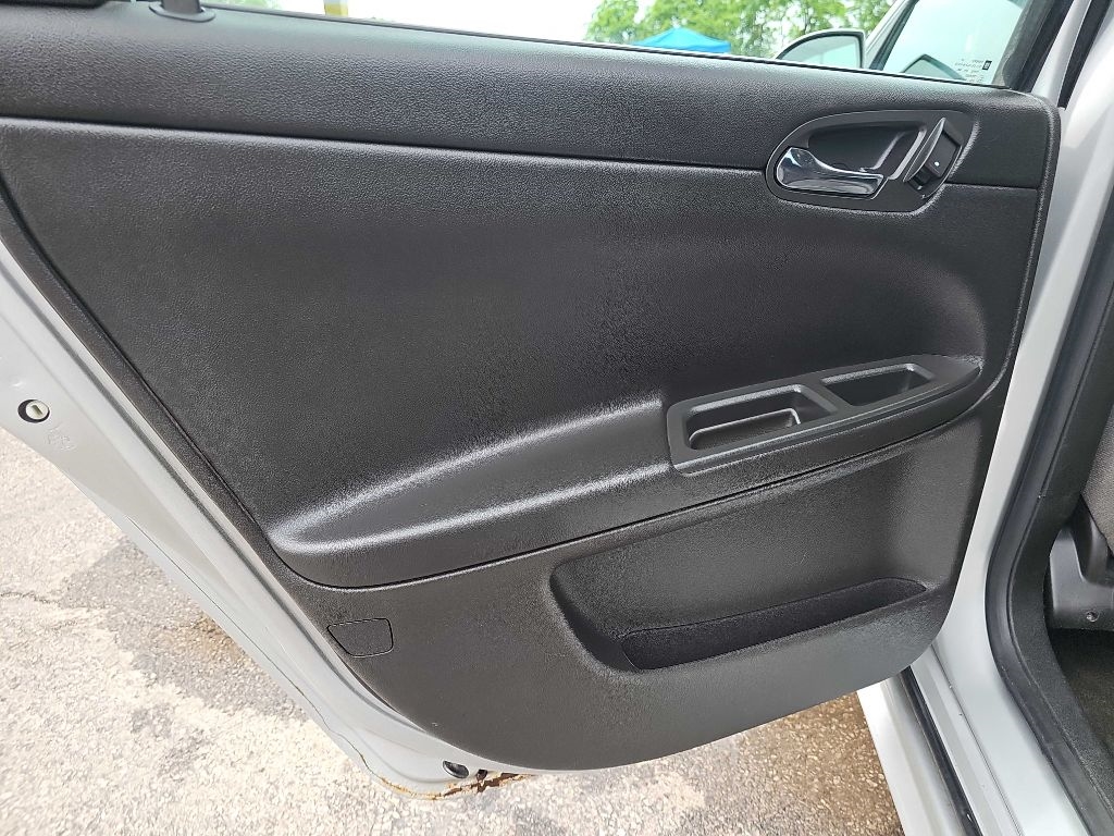 Chevrolet Impala LS 2012