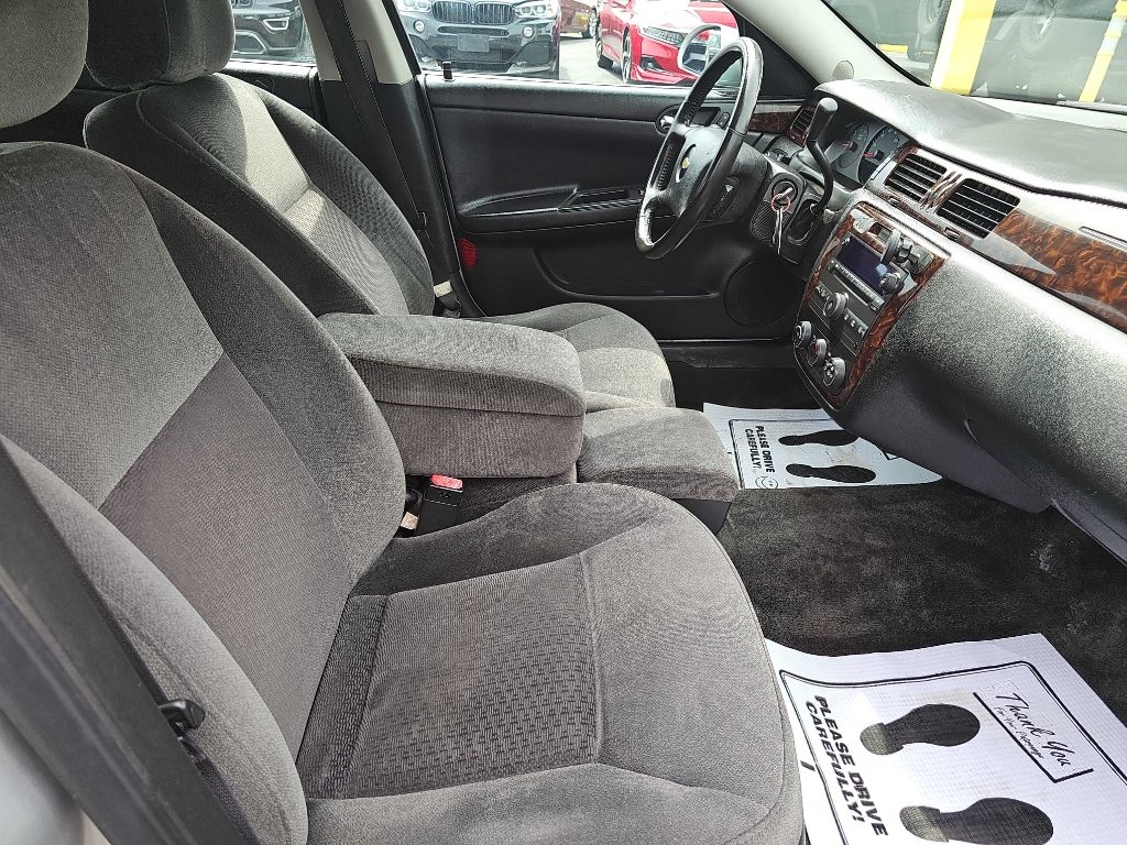 Chevrolet Impala LS 2012