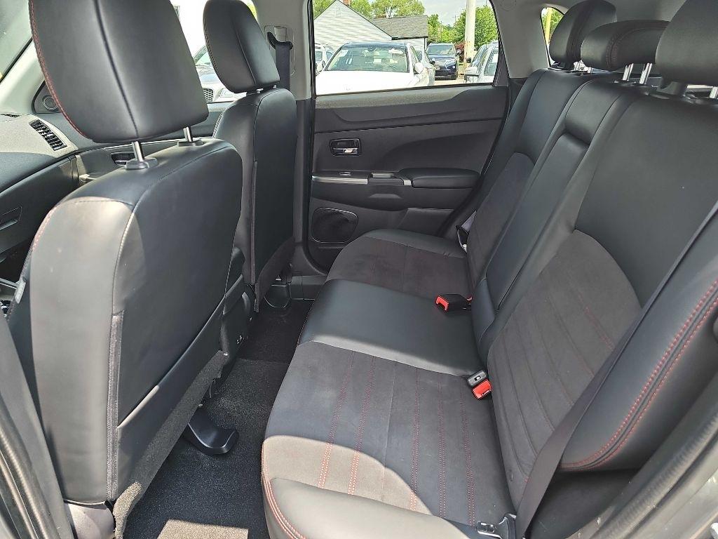 Mitsubishi Outlander Sport 2.0 ES 4WD 2023