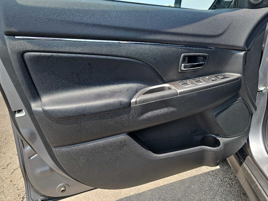 Mitsubishi Outlander Sport 2.0 ES 4WD 2023