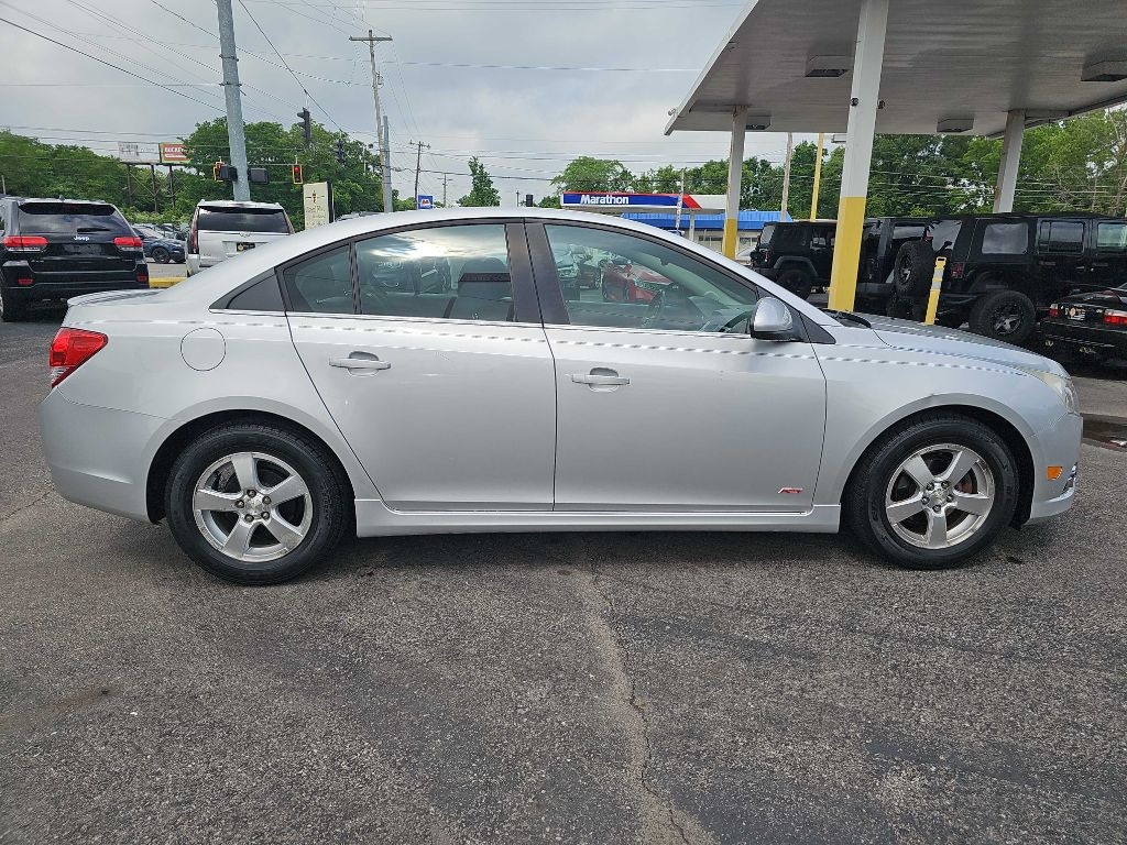 Chevrolet Cruze 1LT Auto 2013