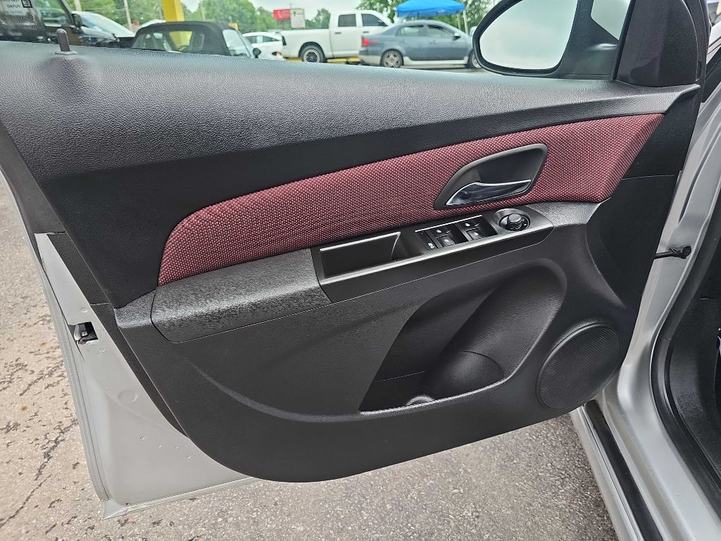 Chevrolet Cruze 1LT Auto 2013