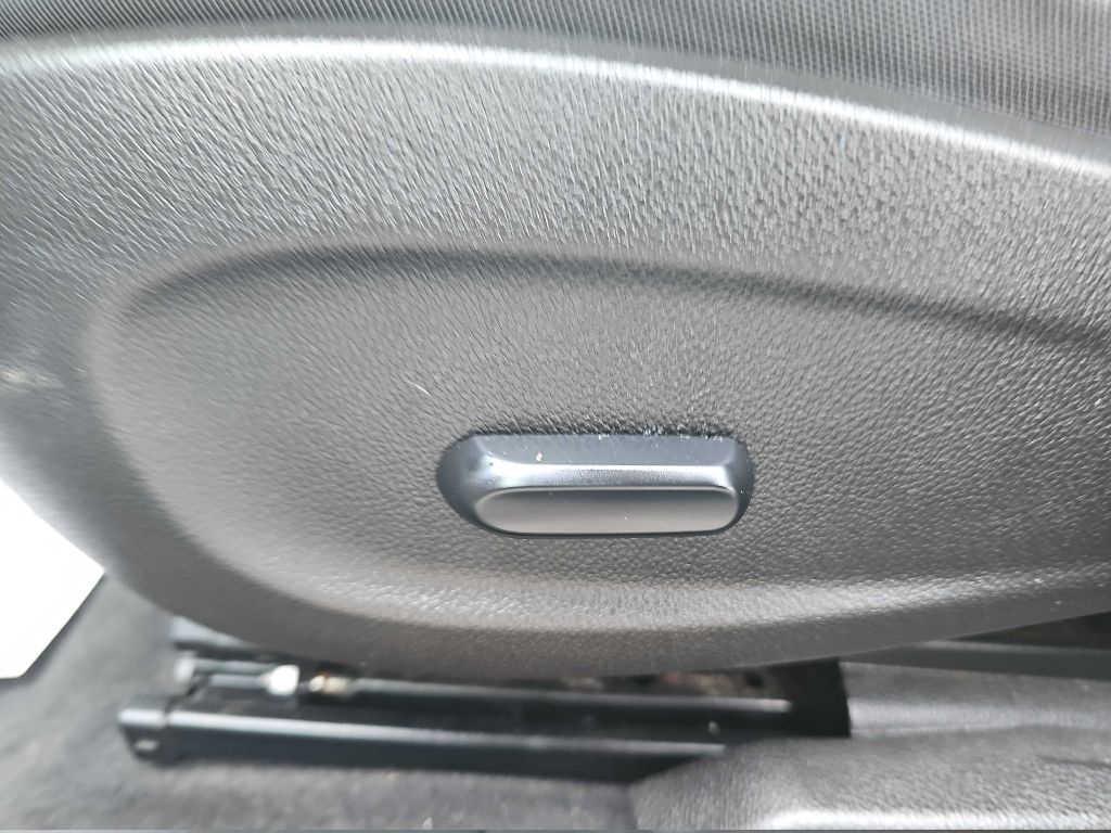 Chevrolet Cruze 1LT Auto 2013